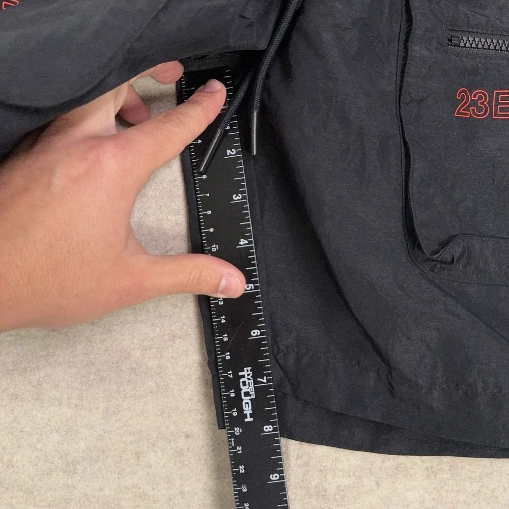 Jordan 23 Engineered Utility Cargo Shorts Loose Mens M Black Nylon CN7298-011